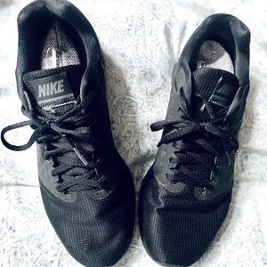 Mens Nike Downshifter 7 size 11